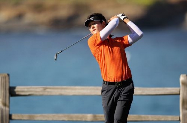 Lee, Wi and Johnson set pace at Pebble Beach