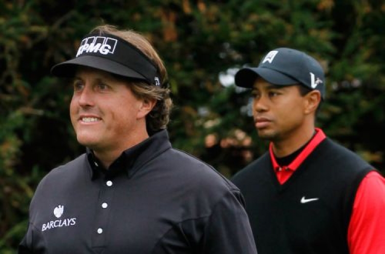 Mickelson wins 4th PGA event at Pebble Beach; Wi takes 2nd