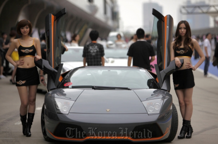 Slowing China growth may hurt supercar sales, Lamborghini says