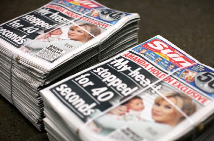 Murdoch’s new Sun on Sunday rolls off presses