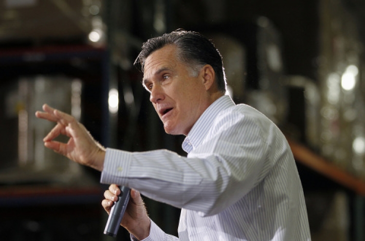 Romney hopes to avoid Michigan bear-trap