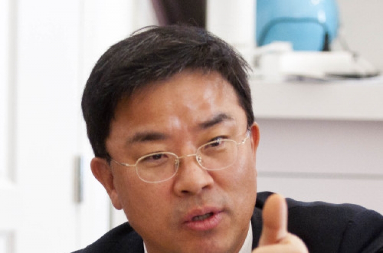 KT mobile chief focuses on service quality