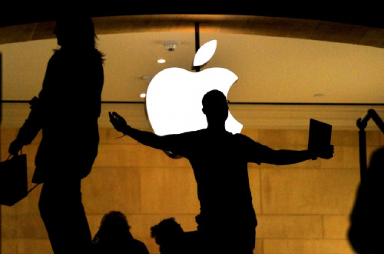 Apple’s market value hits $500 billion