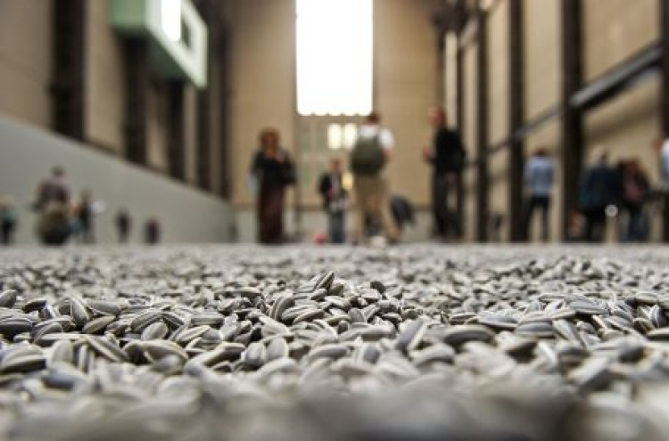U.K.’s Tate Gallery buys Ai Weiwei’s ‘Sunflower Seeds’
