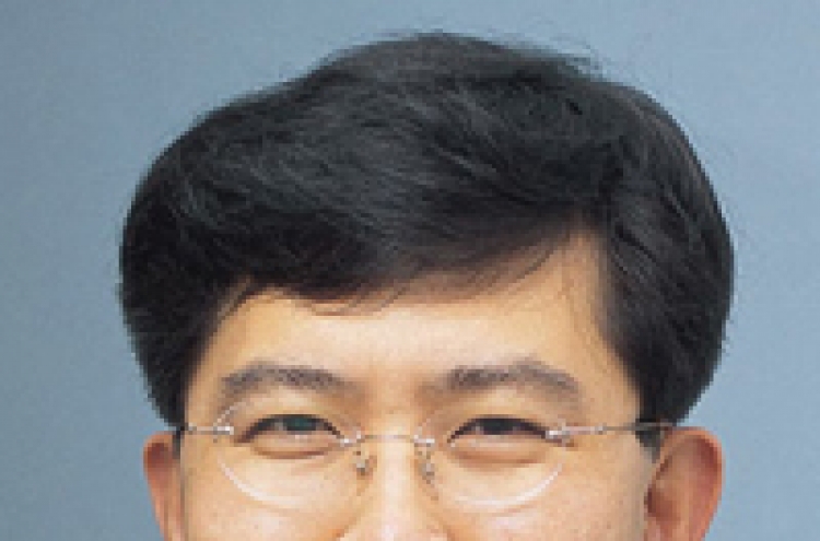 Professor Yoon named to head KIF