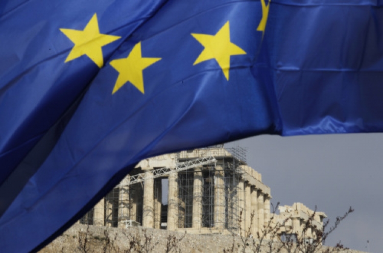 Greece secures high participation in bond swap