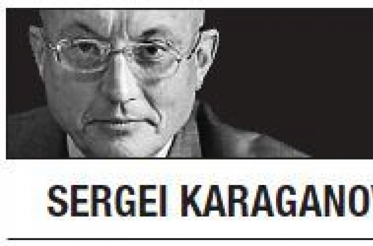 [Sergei A. Karaganov] The age of authoritarian democracy