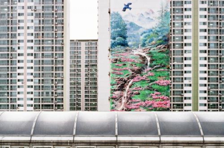 German photographer explores Korea’s urbanization