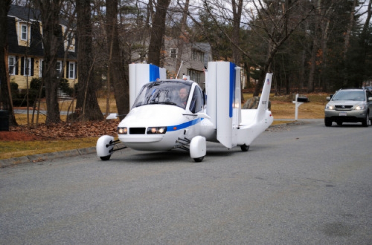 Flying car gets closer to reality with test flight