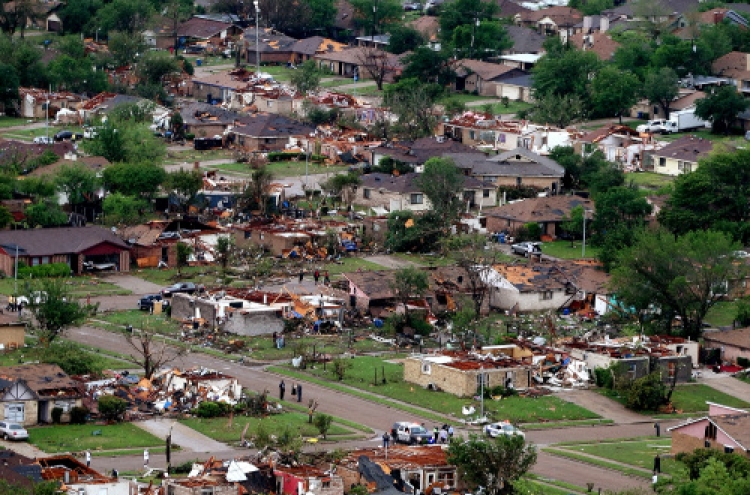 Powerful tornadoes strike Texas