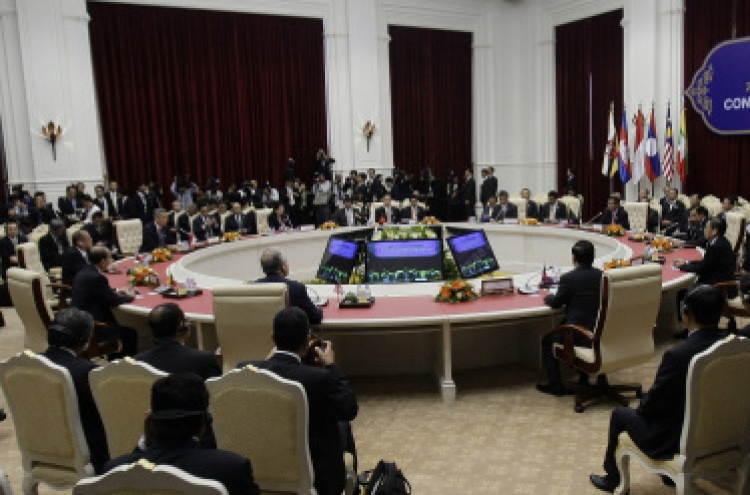 Southeast Asian leaders call for restraint on Korean Peninsula