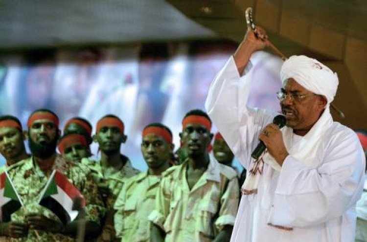 Sudan president threatens to oust South government