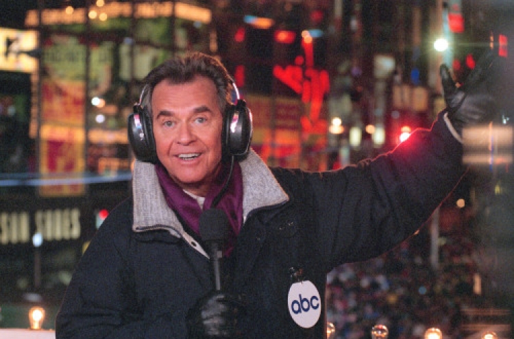 ‘American Bandstand’ host Dick Clark dead