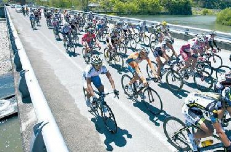 Tour de Korea criticized for inadequate safety