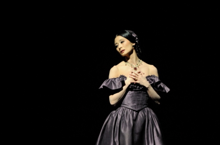 Kang’s ‘The Lady of the Camellias’ returns to Seoul