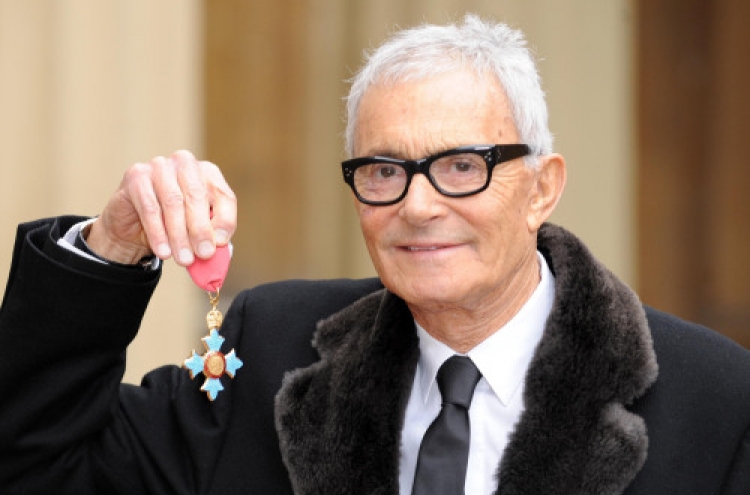 Celebrity hairdresser Vidal Sassoon dies at 84