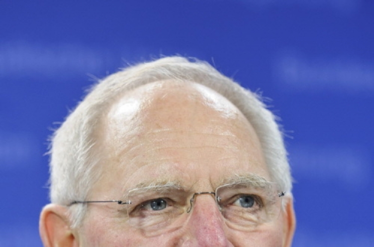 Report: Schaeuble shows interest in eurogroup job