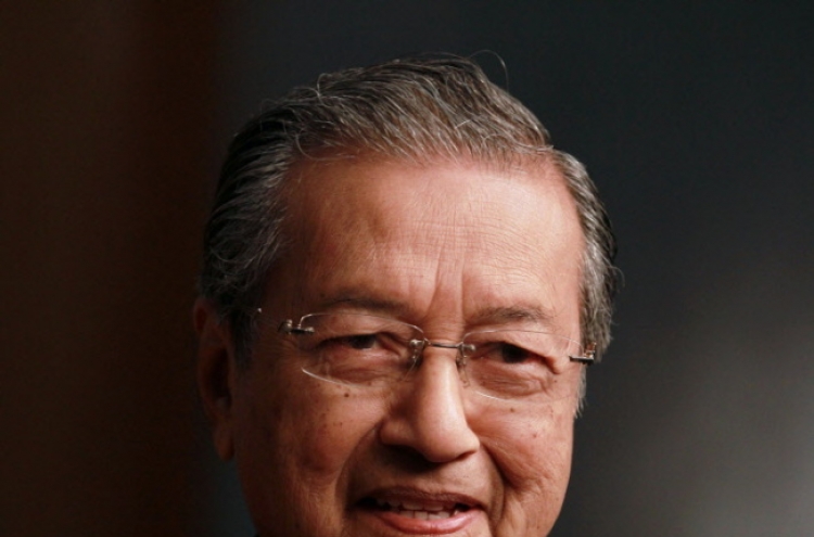 Greek exit poses limited risk for Asia: Mahathir