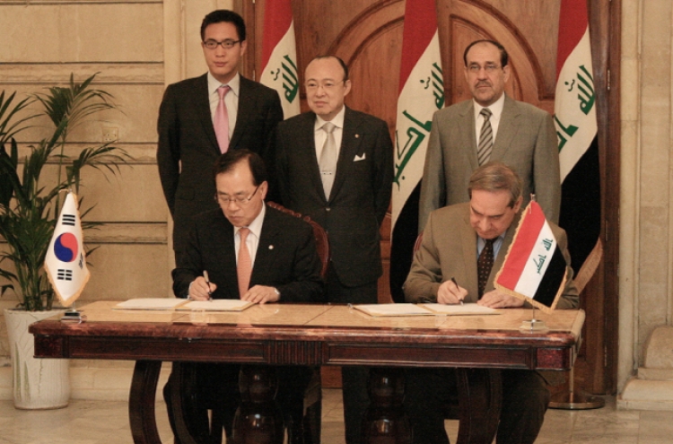 Hanwha signs $8b contract in Iraq