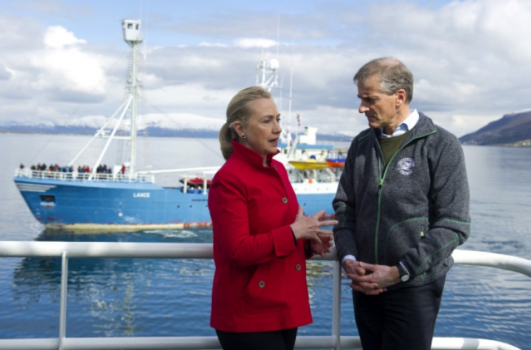 Clinton says Arctic cooperation essential