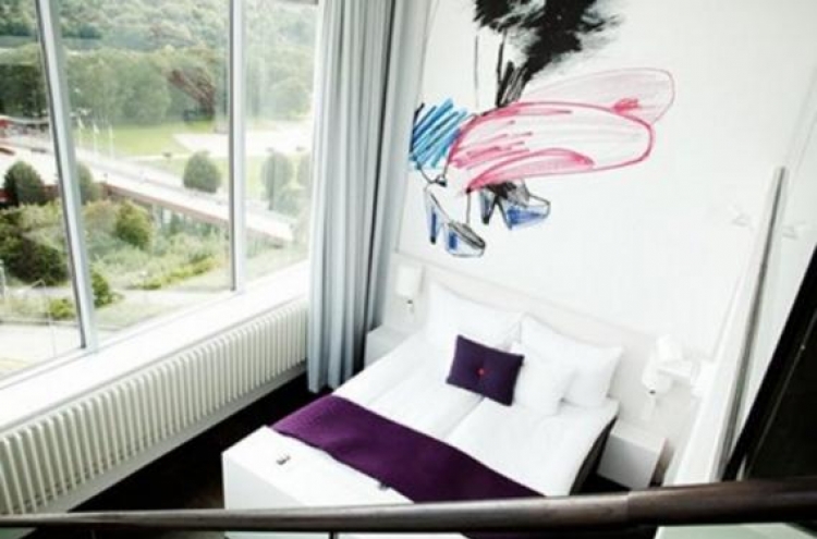 Hotel offers stays in exchange for art