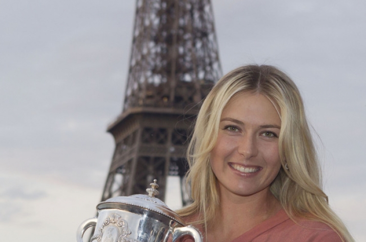 Sharapova defeats Errani for French Open title