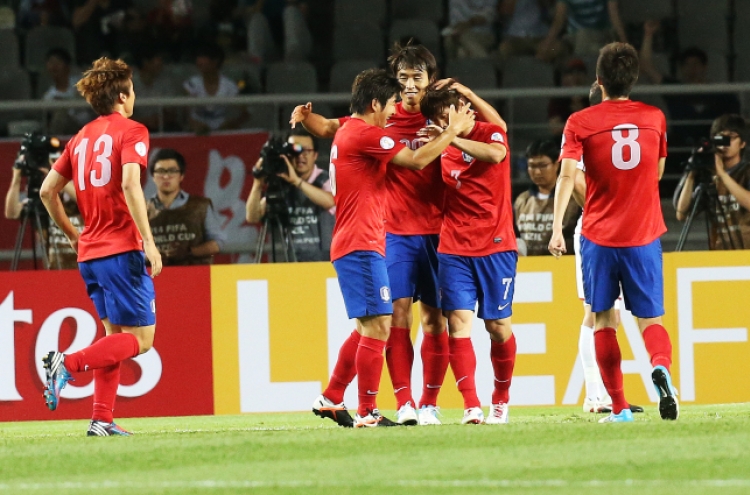 Korea cruises to win over Lebanon