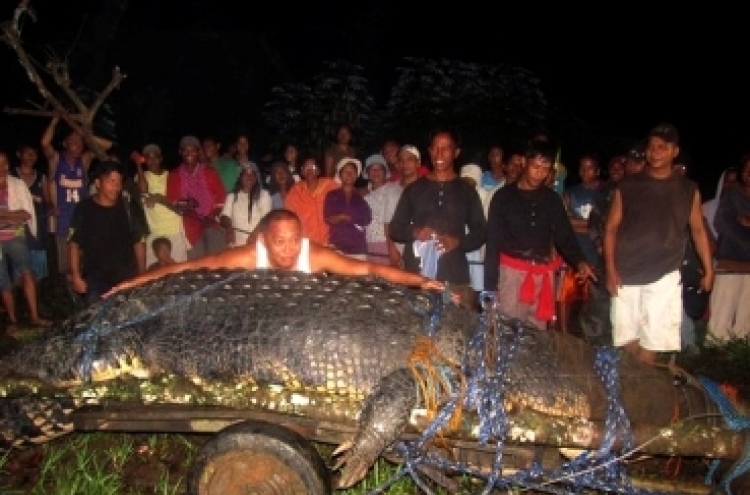 Philippines crocodile, gets World Record as largest in captivity