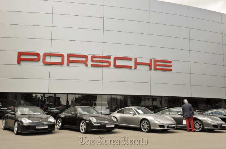 VW to pay $5.6b for rest of Porsche