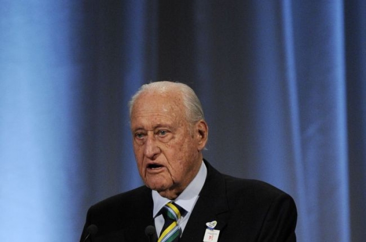 FIFA names Havelange, Teixeira in kickbacks case