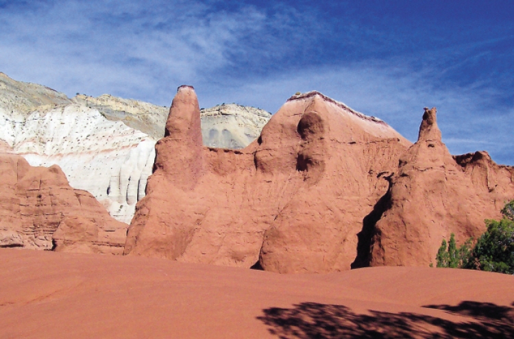 Kodachrome Basin State Park in Utah overshadowed by famous neighbors