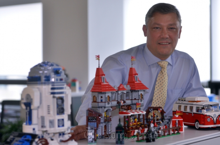 Lego aims to expand toy market