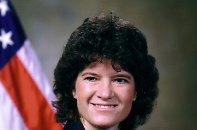 Sally Ride, first U.S. woman in space, dies