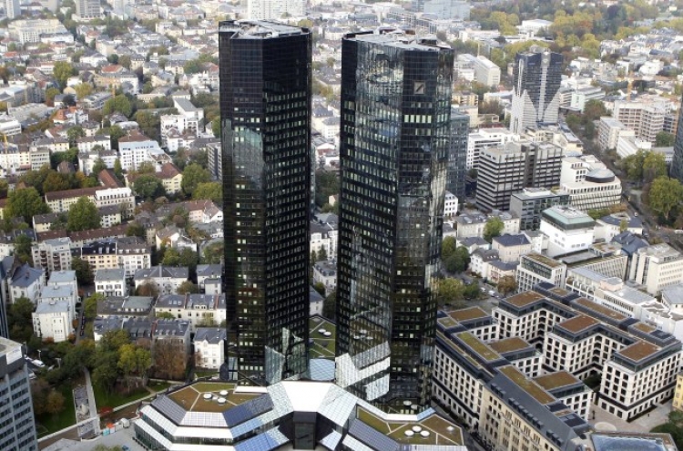 Deutsche Bank to slash 1,900 jobs