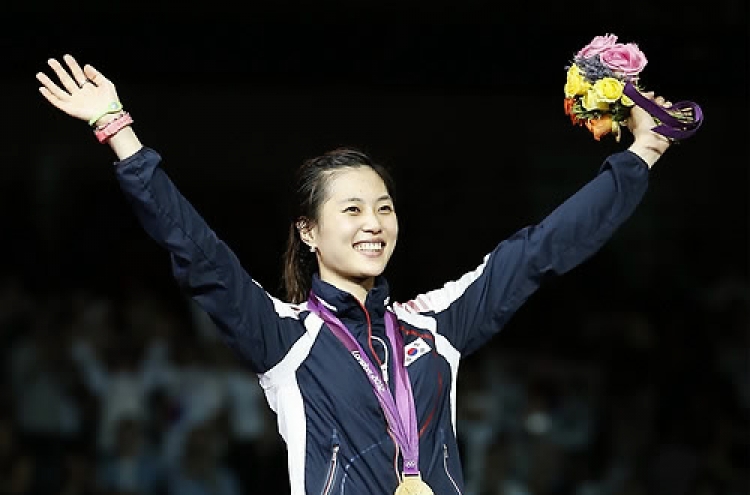 S. Korea grabs gold, bronze in fencing