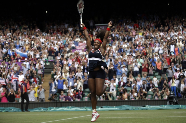Serena takes gold after crushing Sharapova