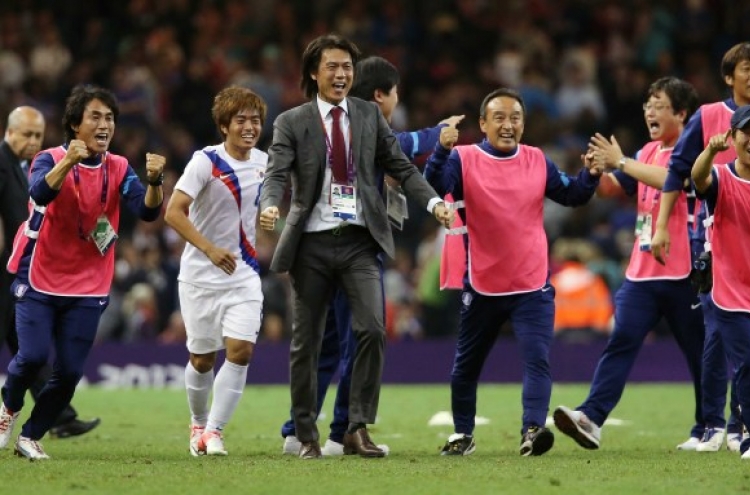 Korean football team coach credits mental toughness in win over Britain