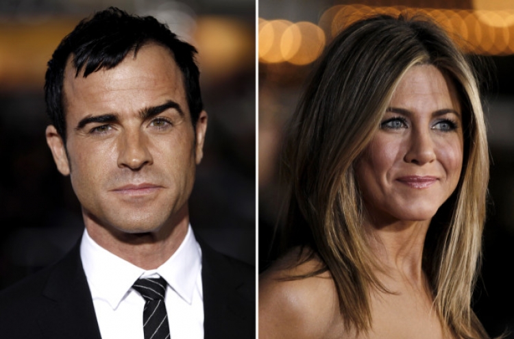 Jennifer Aniston, Justin Theroux engaged