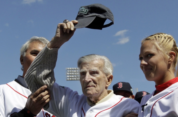 Legendary Red Sox shortstop Pesky dies