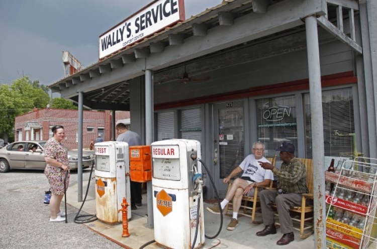 Visitors come to Mount Airy for Mayberry