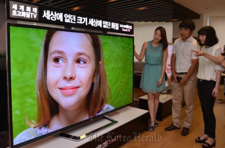 LG unveils ultra-def 3-D TV in Korea