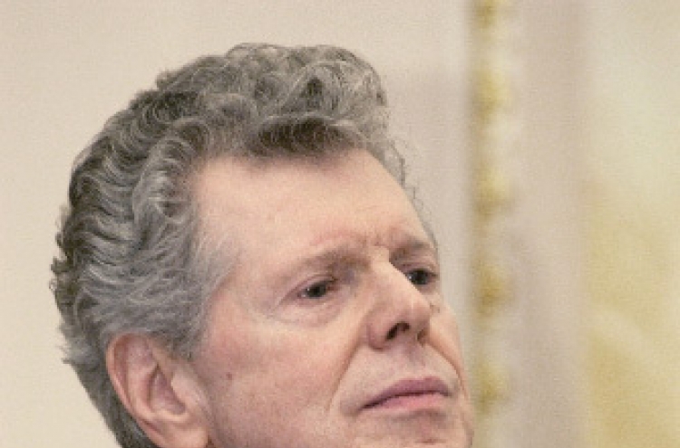 Pianist Van Cliburn diagnosed with cancer