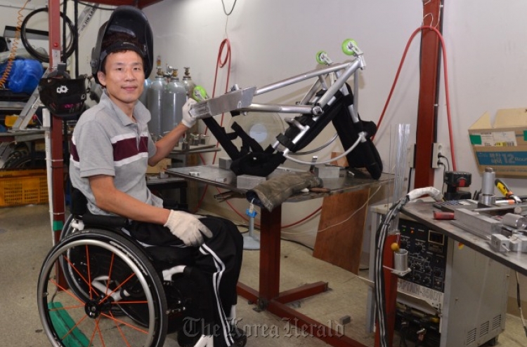 Wheelchair maker gives hope to disabled