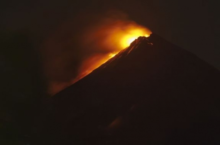 Volcano in N. Korea showing signs of activity