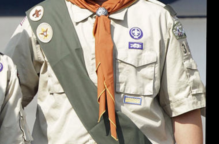 Boy Scouts to report pedophiles missed previously