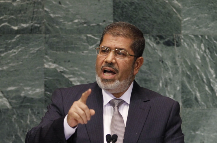 Egypt decrees pardon for protesters