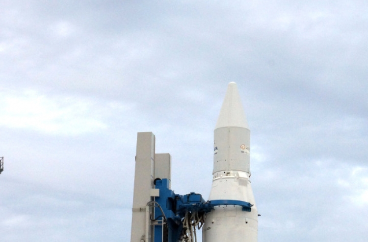 Naro rocket ready for launch on Friday