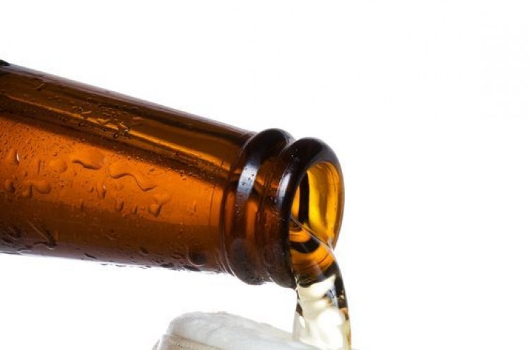 Moderate to binge drinking can hurt brain