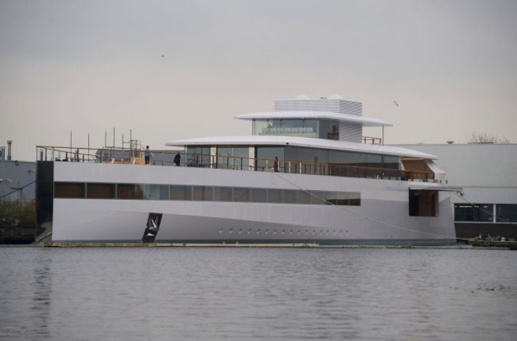 Steve Jobs superyacht ‘Venus’ emerges in Dutch shipyard