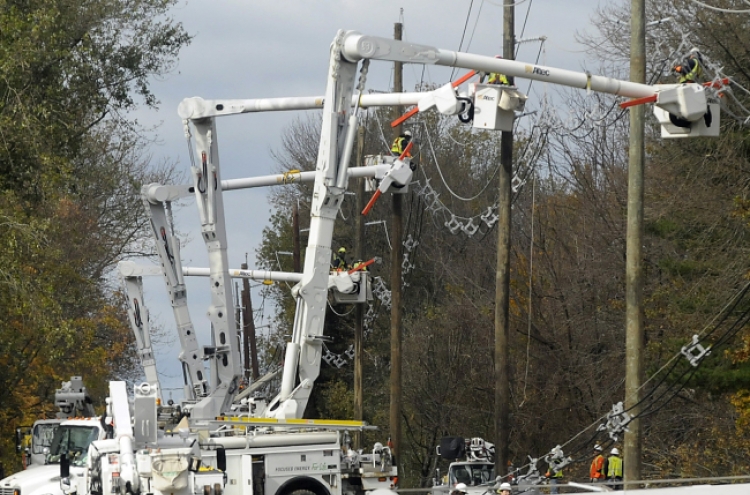 Gas shortages mount after Sandy